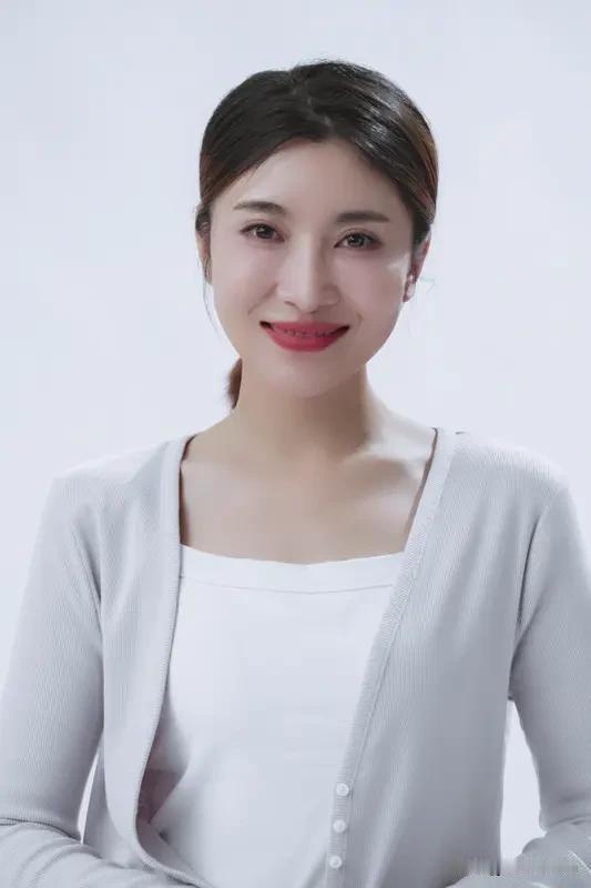 剧情有什么亮点 《时光正好》这剧亮点多多！演员阵容很有新意，女主秦海璐从年代剧转