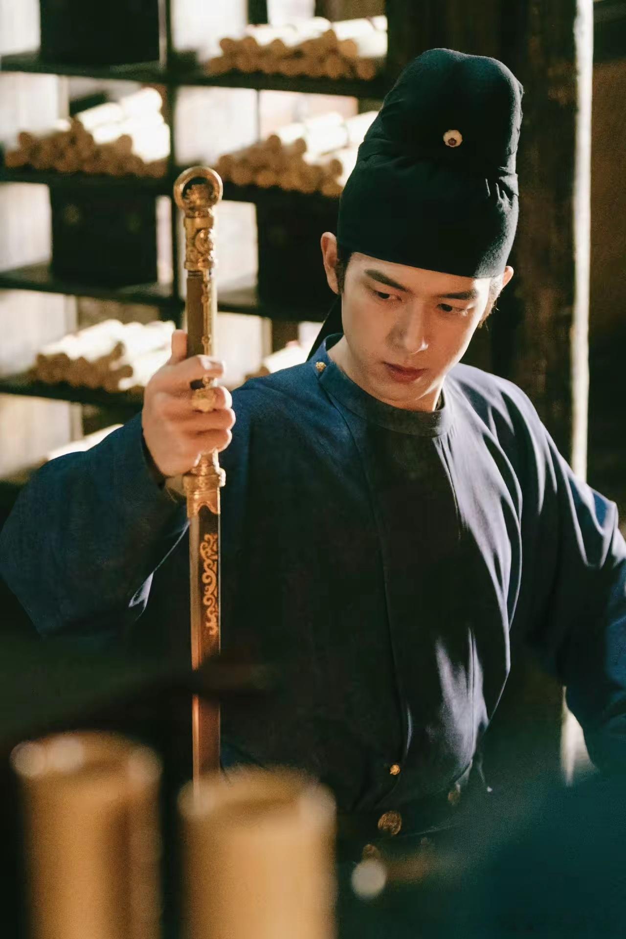 恭喜李现《人生若如初见》《国色芳华》入围飞天奖！好演员用作品说话，李现值得！在播