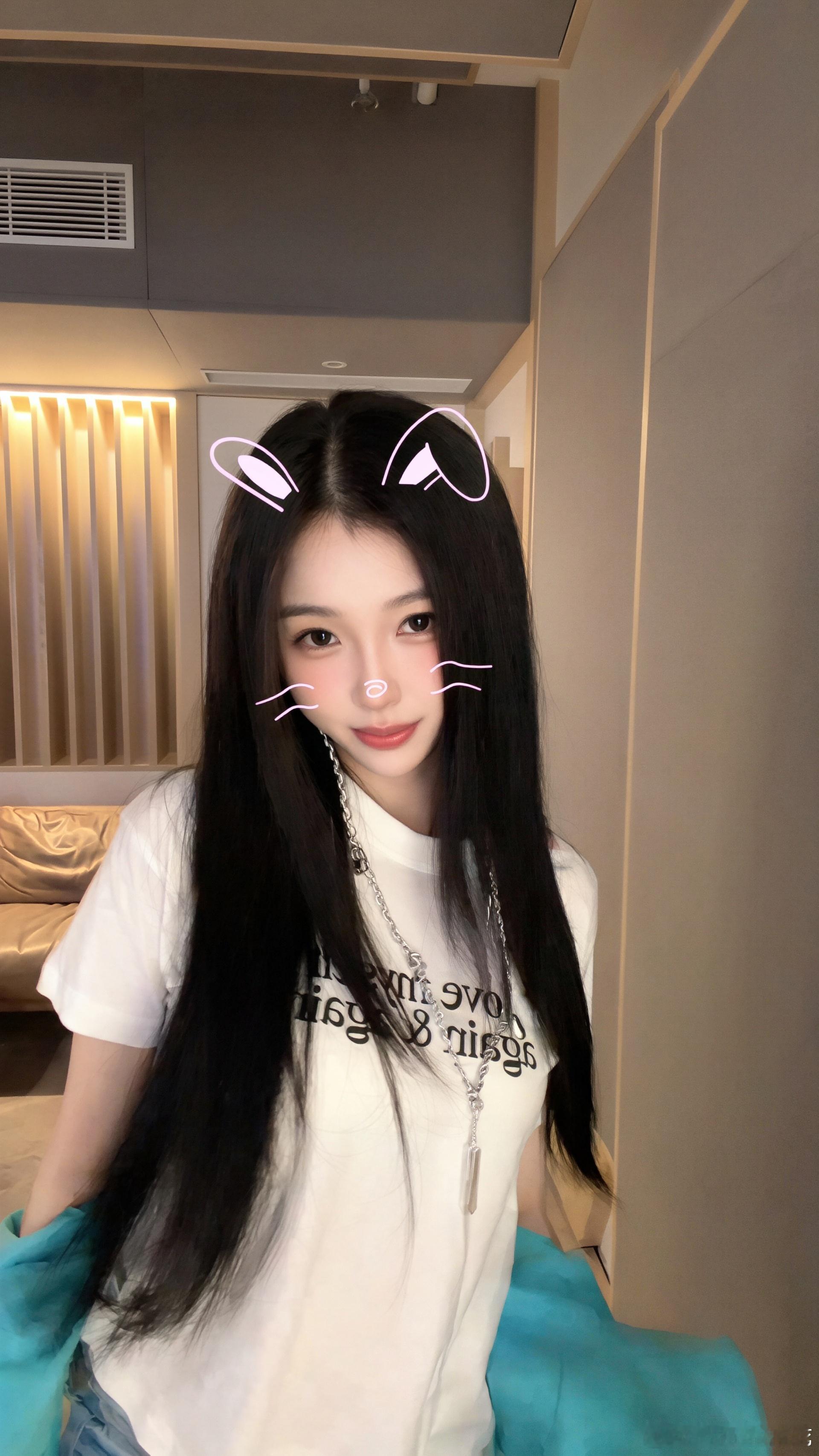 捕捉到一只萌🐰！ ​​​
