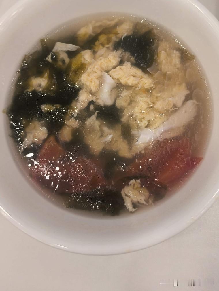 晒图笔记大赛紫菜蛋花汤，老好吃了。