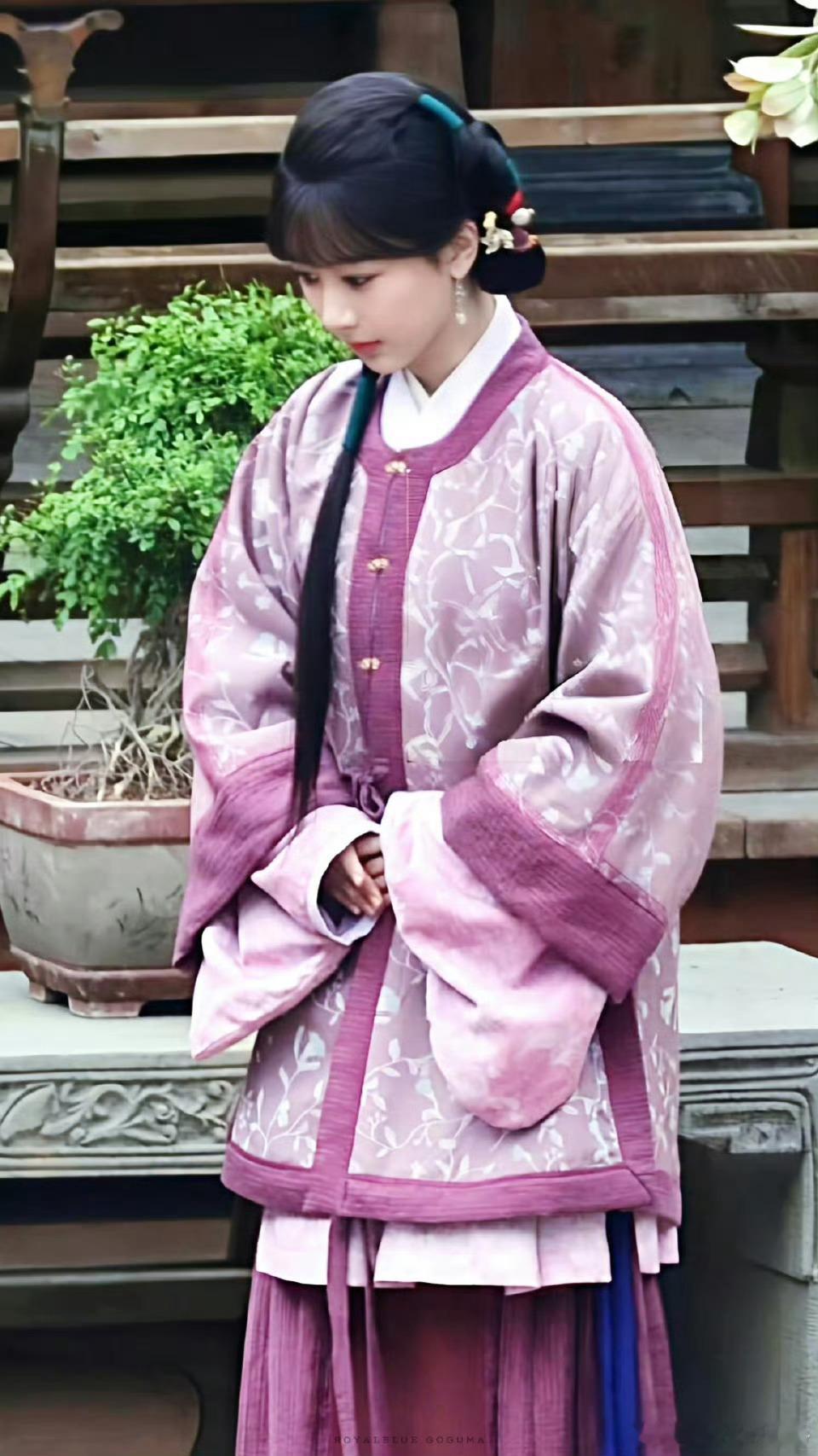 家业[超话]yz 杨紫李祯yz杨紫家业 优秀的你，出现在我诗的每一页。|杨紫李祯
