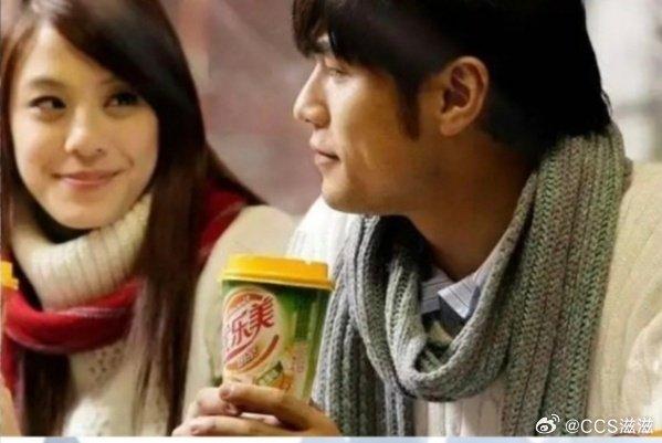 江语晨
原来陈少荣其实就是周杰伦的化名吗？
当年他偏爱江语晨，为了低调，特意改名