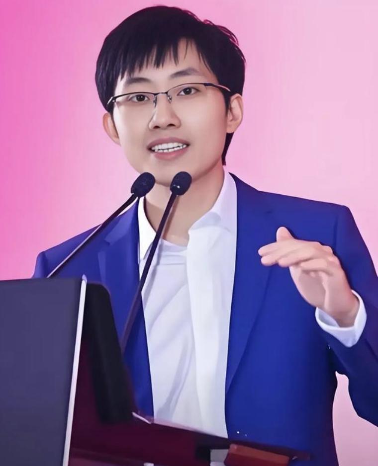 前两天发的文章，有位朋友留言吐槽企业多元化是一种“捞偏门”，我个人并没有这么强的