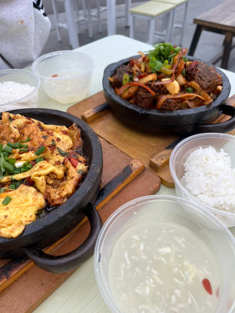 宝鸡的宝宝们，你们来吃这个石锅饭。好好吃的。 ​​​