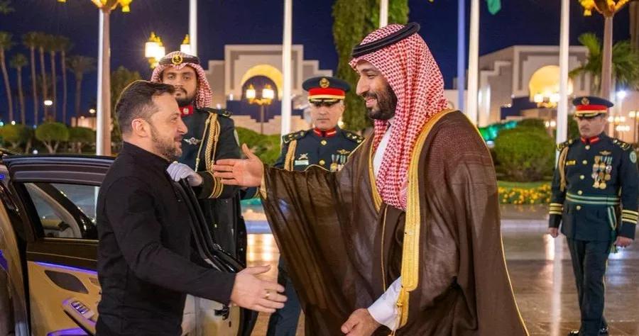 BBC消息，当地时间27日，正在利雅得访问的乌克兰总统泽连斯基透露，乌克兰即将和