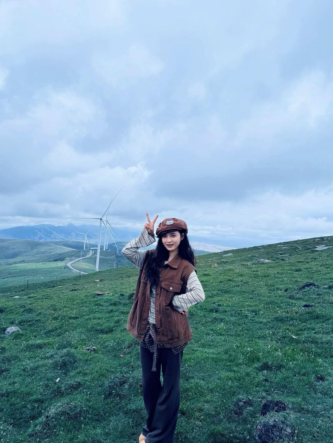 她来自青海海南自治州