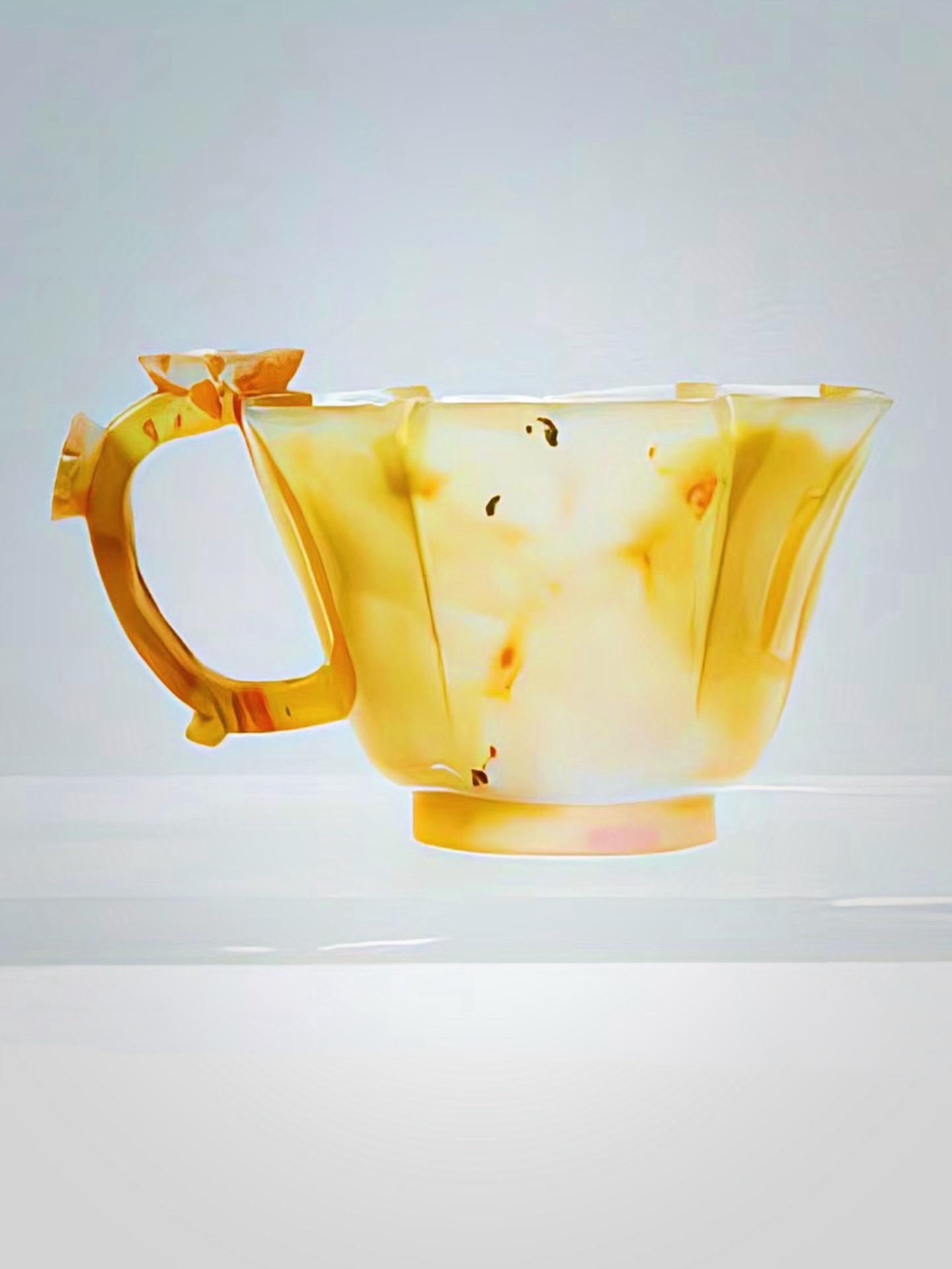 明代·玛瑙梅花杯。苞五色之明丽，配皎日之流光——三国· 曹丕《玛瑙勒赋...