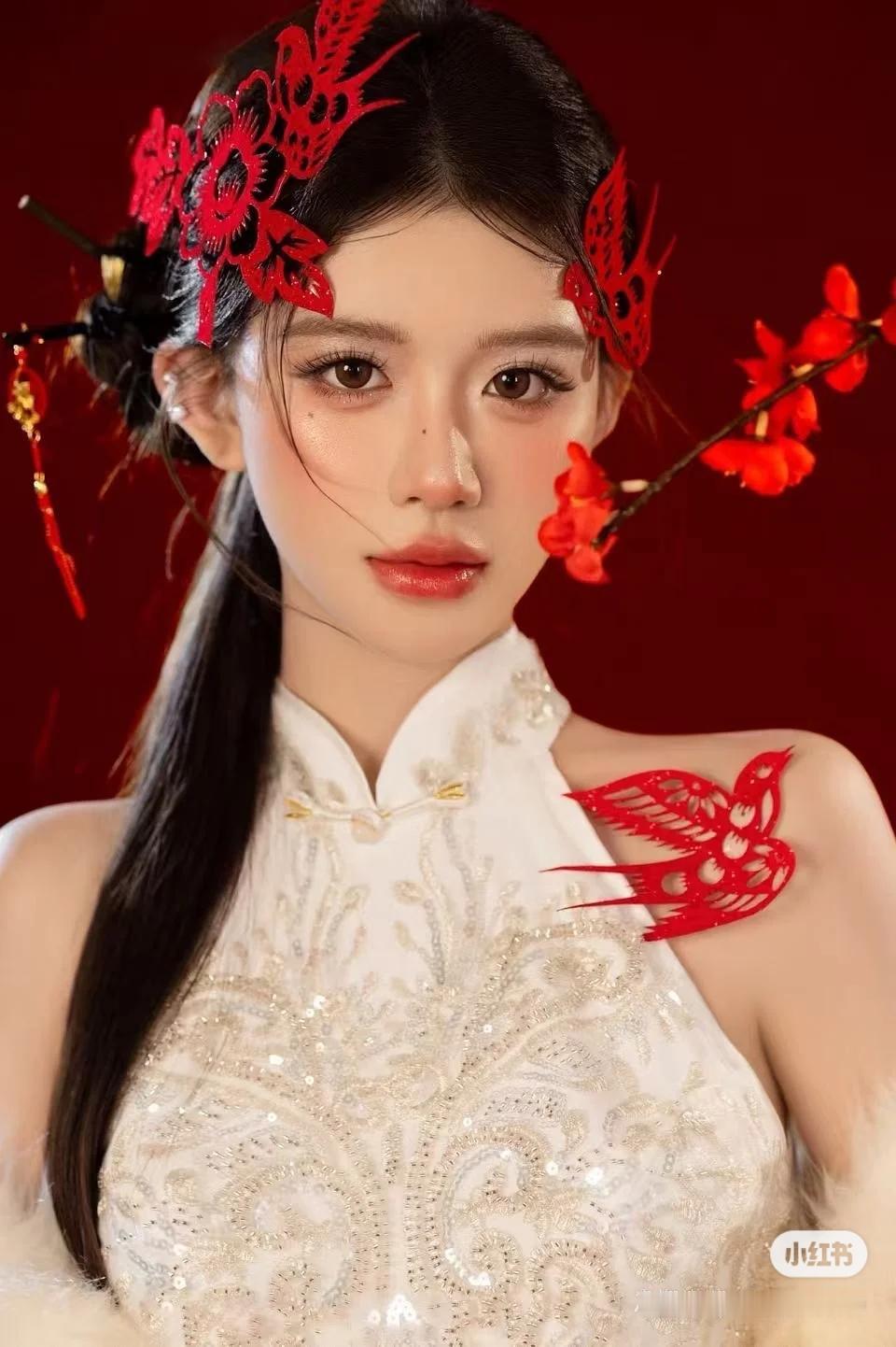 美女旗袍穿搭写真