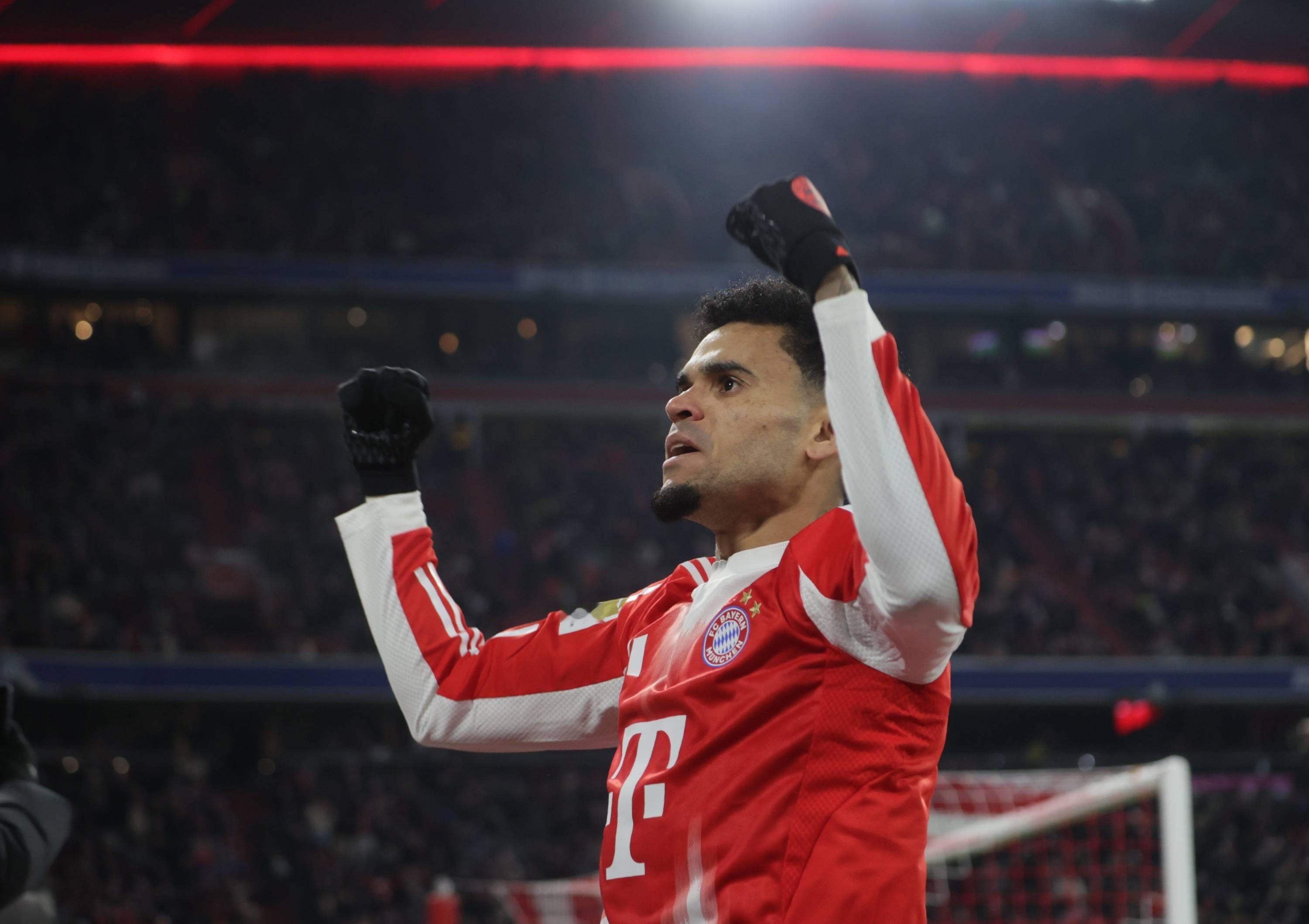 4月28日讯 《邮报》撰文认为，利物浦现在应该非常想念旧将路易斯·迪亚斯，他在拜