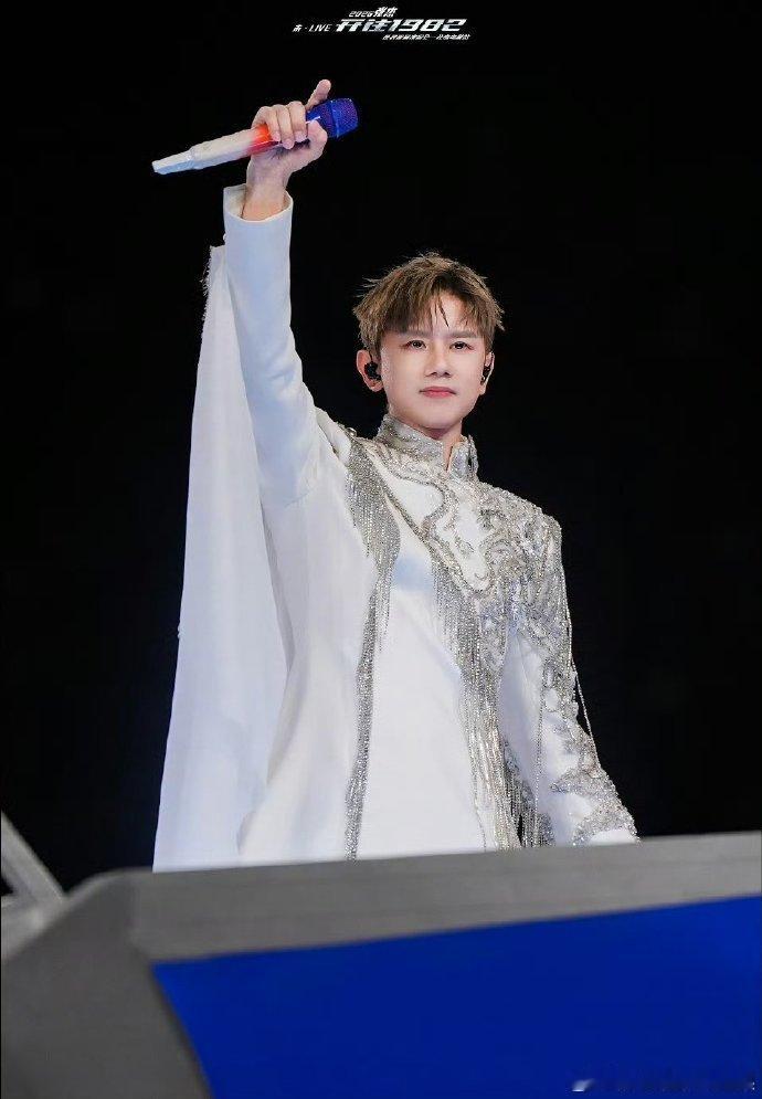 国粤无双拟邀嘉宾阵容时隔三年张杰再上音乐类综艺终于等到张杰回归音综的消息，国粤无