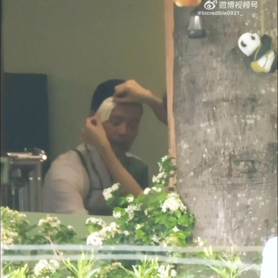 这下我算是彻底知道为什么王俊凯是Linda厨的白月光了，谁不想有这么一个又贴心又