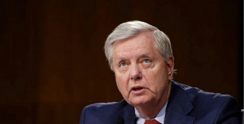 美参议员格雷厄姆去世还是挺心有不甘的，让这老家伙活了那么长时间！新冠的时候不是要