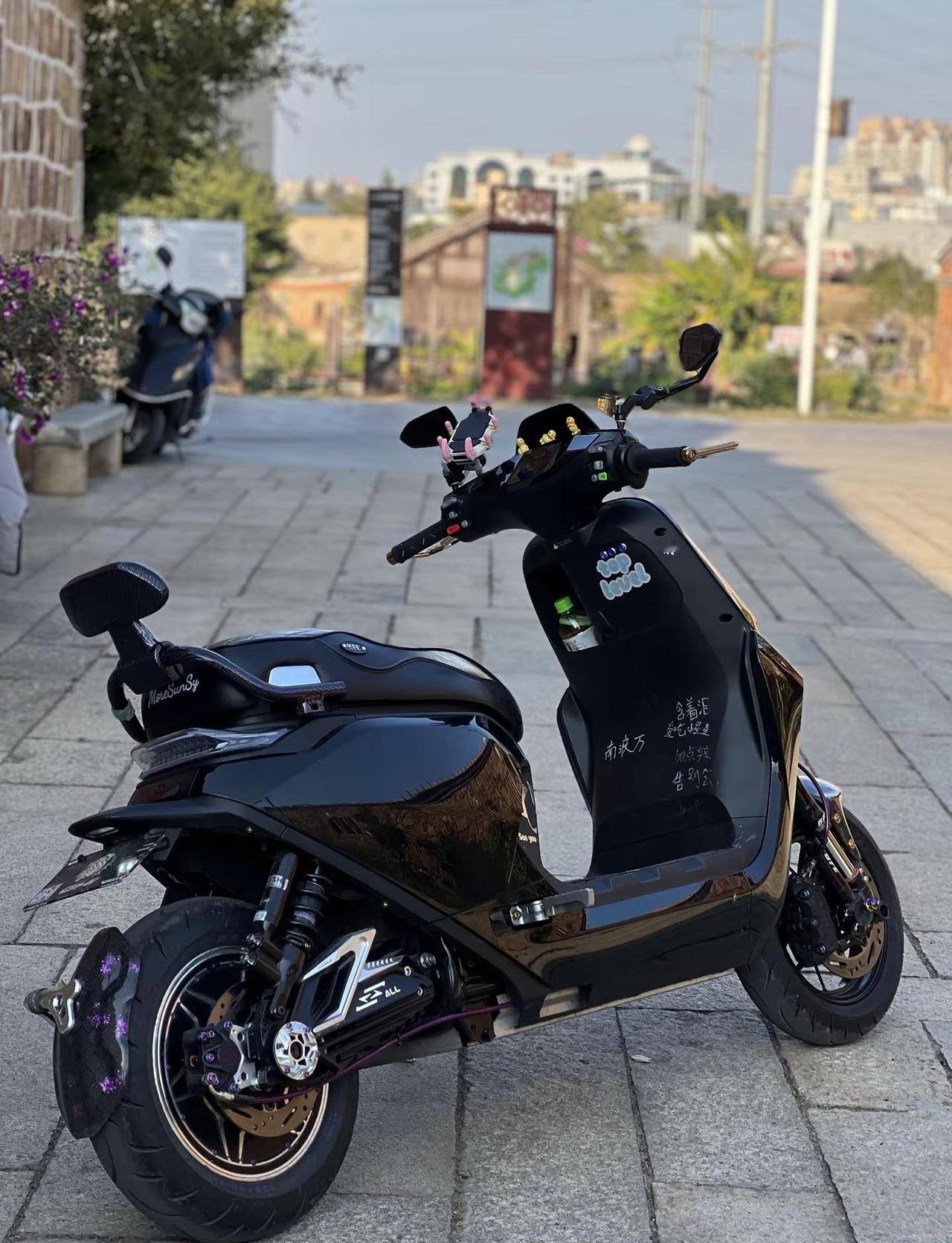 好不容易配一次dj 你上来就要打碎我的一档电摩梦