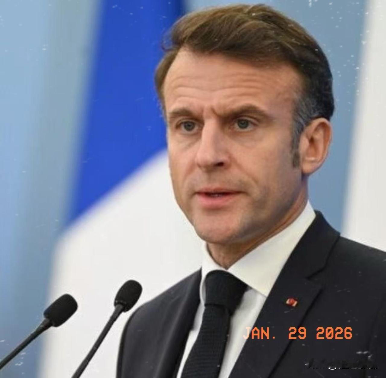 出头鸟来了！法国总统今天明确宣布：
1月28日，法国总统马克龙在巴黎会见到访的丹