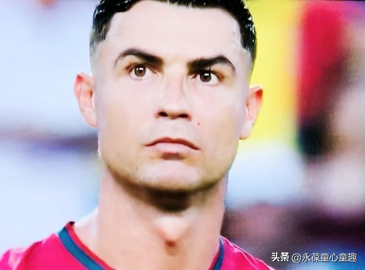 葡萄牙0-0战平哥伦比亚，双双挺进世界杯32强!


北京时间6月28日上午，2