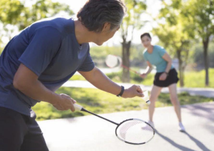 2021年，1泰安57岁女士到济南帮女儿带孩子。谁曾想，丈夫竟出轨社区1保姆，并