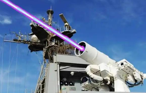 立陶宛人热议中国激光武器称：中国激光武器很好对付，激光武器发射的光可以用“镜子”