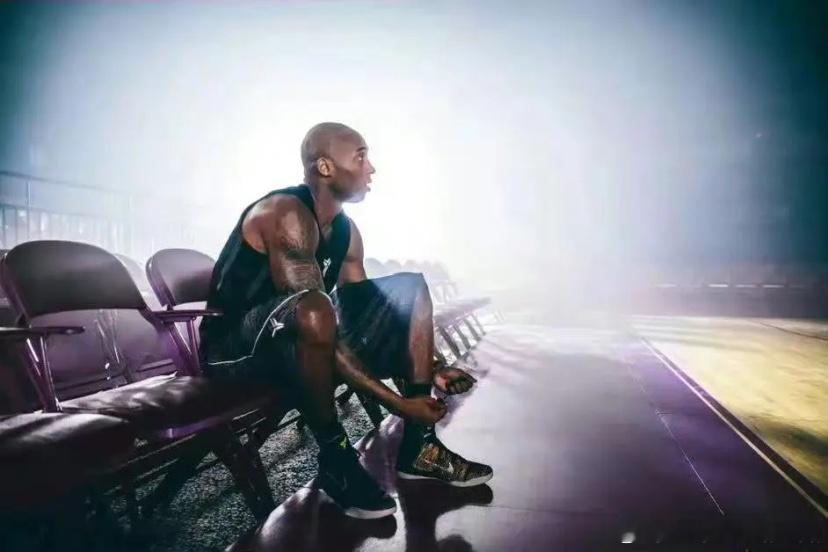 凌晨四点🕓💜💛科比KobeBryant凌晨四点