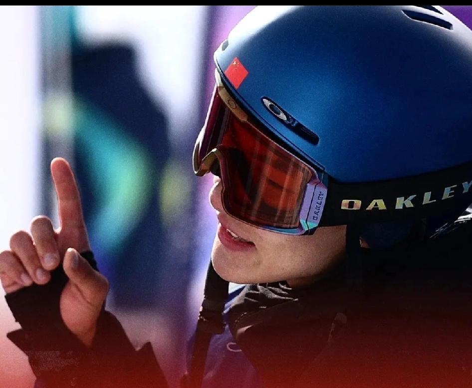 翊鸣惊人[金牌]别看82夺冠！事实是含金量十足！三跳稳定！且第三跳被严重压分的情