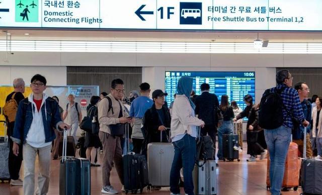 日本签证费涨5倍，中国游客却要撤离？1.7万亿消费打水漂
涨价签证想增收1200