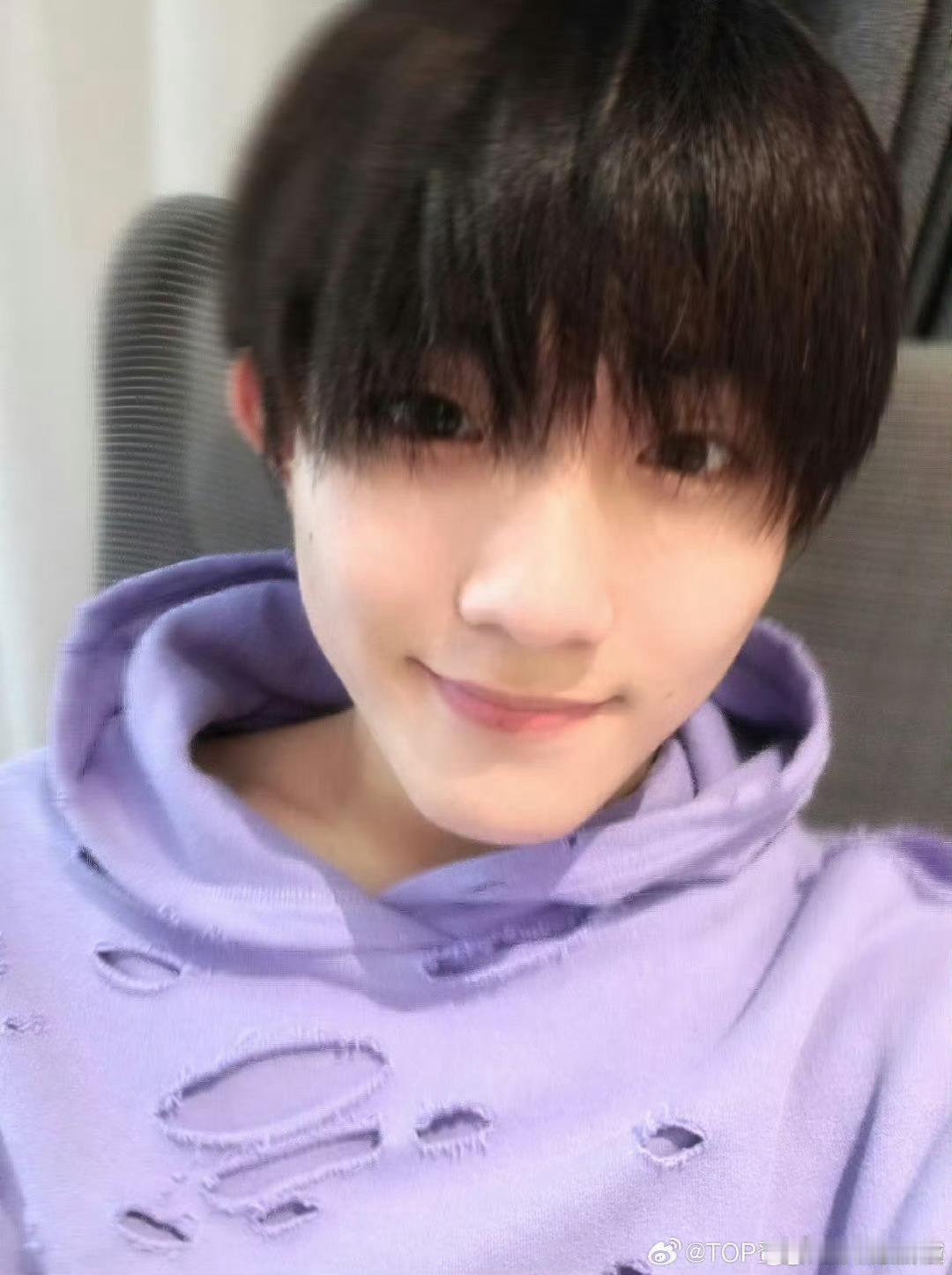 MAMA 苏新皓苏新皓在该舞台收获6次有效镜头，其中4次单独镜头里有三次是小范围