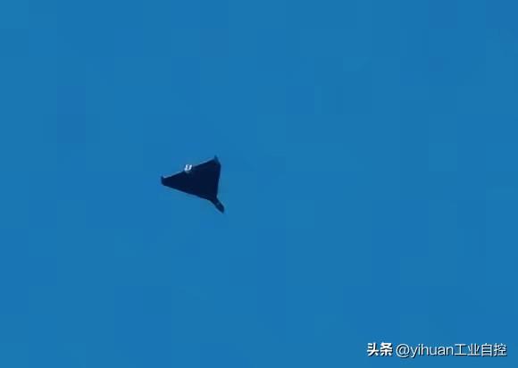 【波兰击落所有入侵其领空的无人机】
    昨天晚间，数架俄军“天竺葵”攻击无人