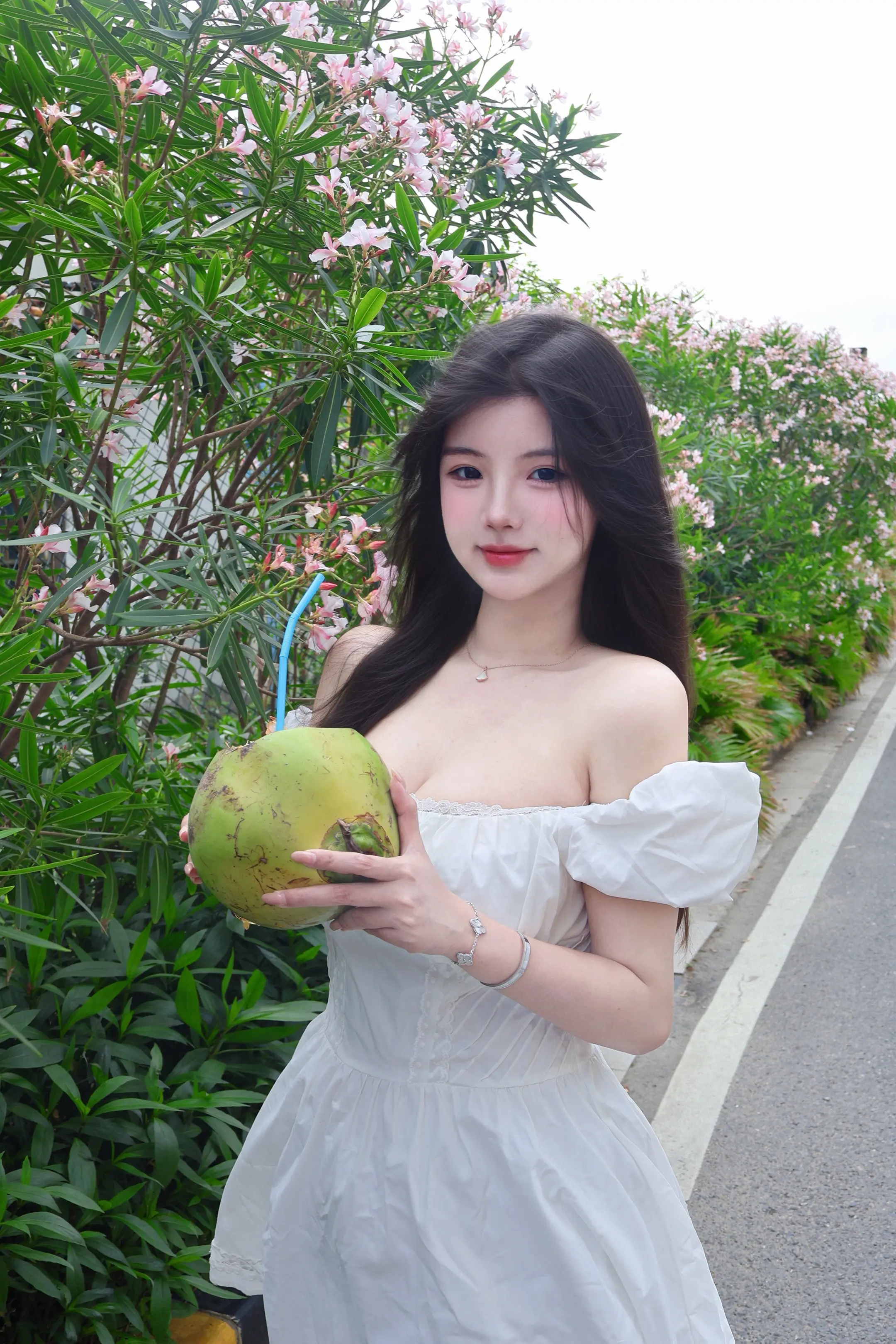 我哪有坏脾气 我不是在向你撒娇吗