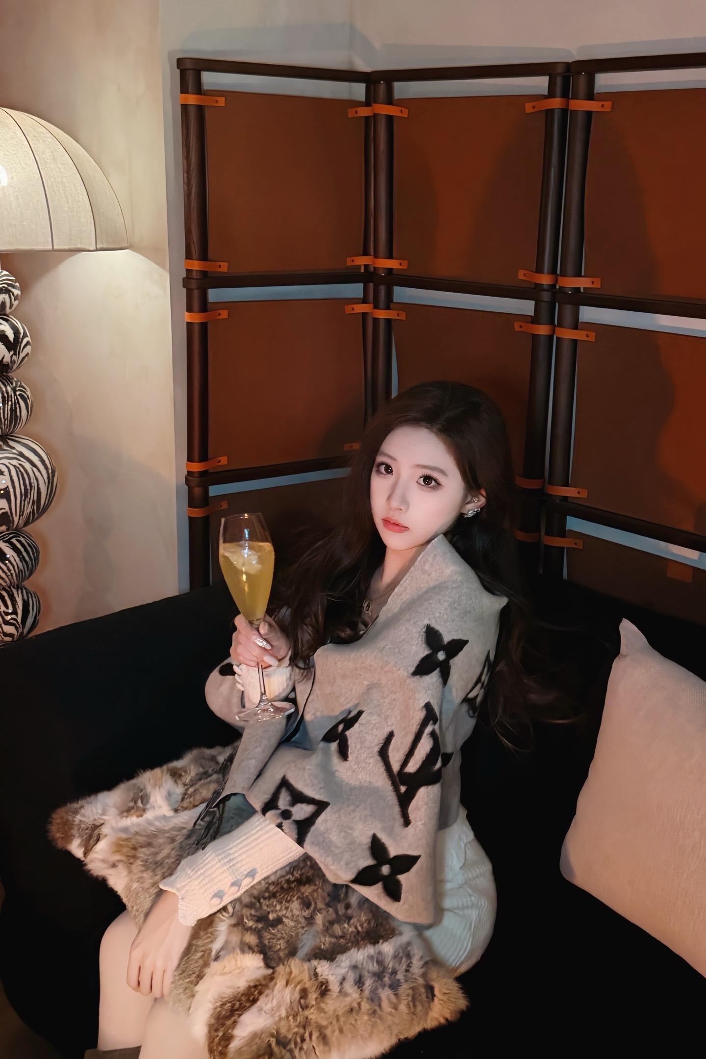 我不会教任何人怎么爱我 因为我会主动离开让我难过的人