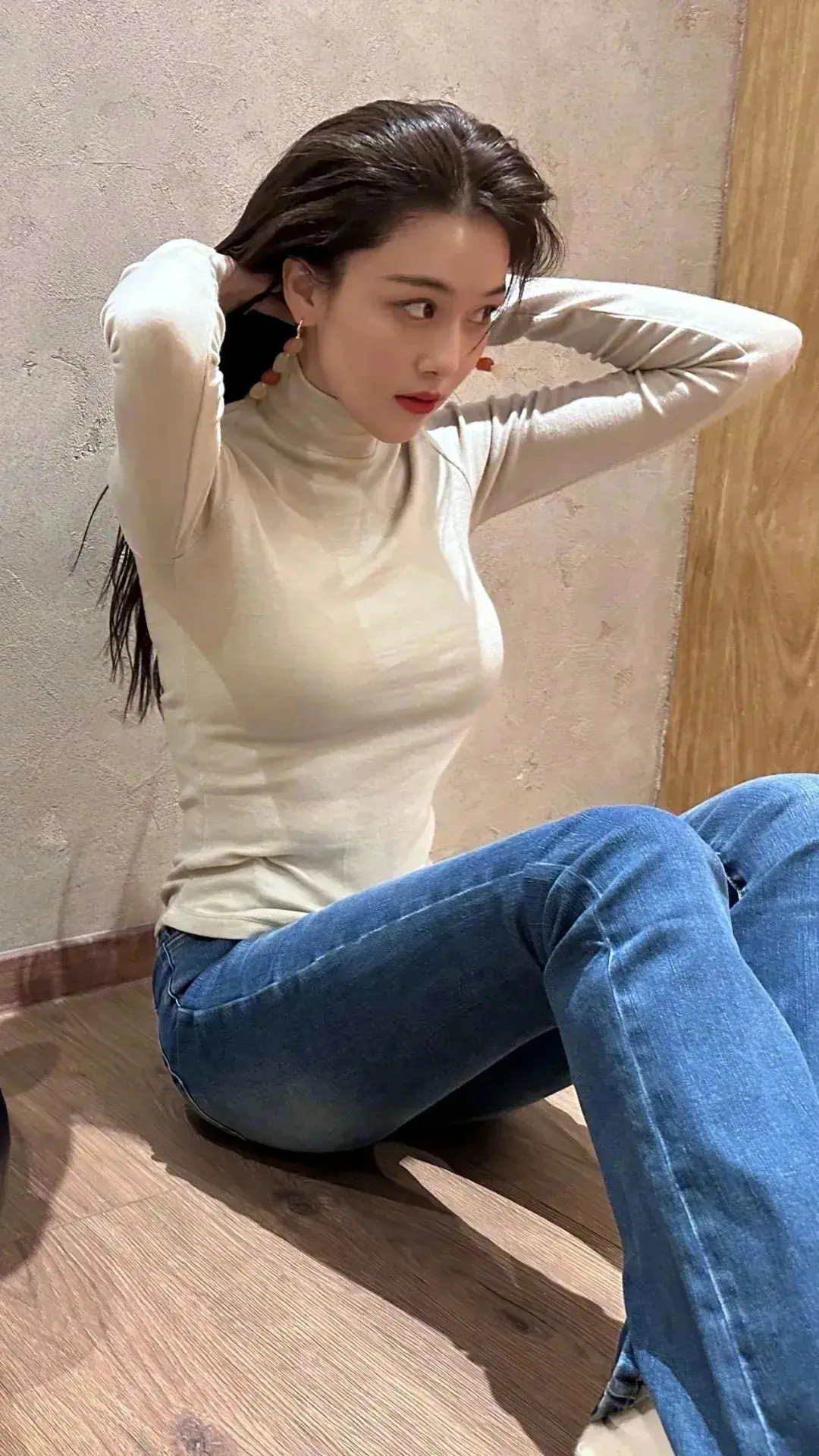 张馨予