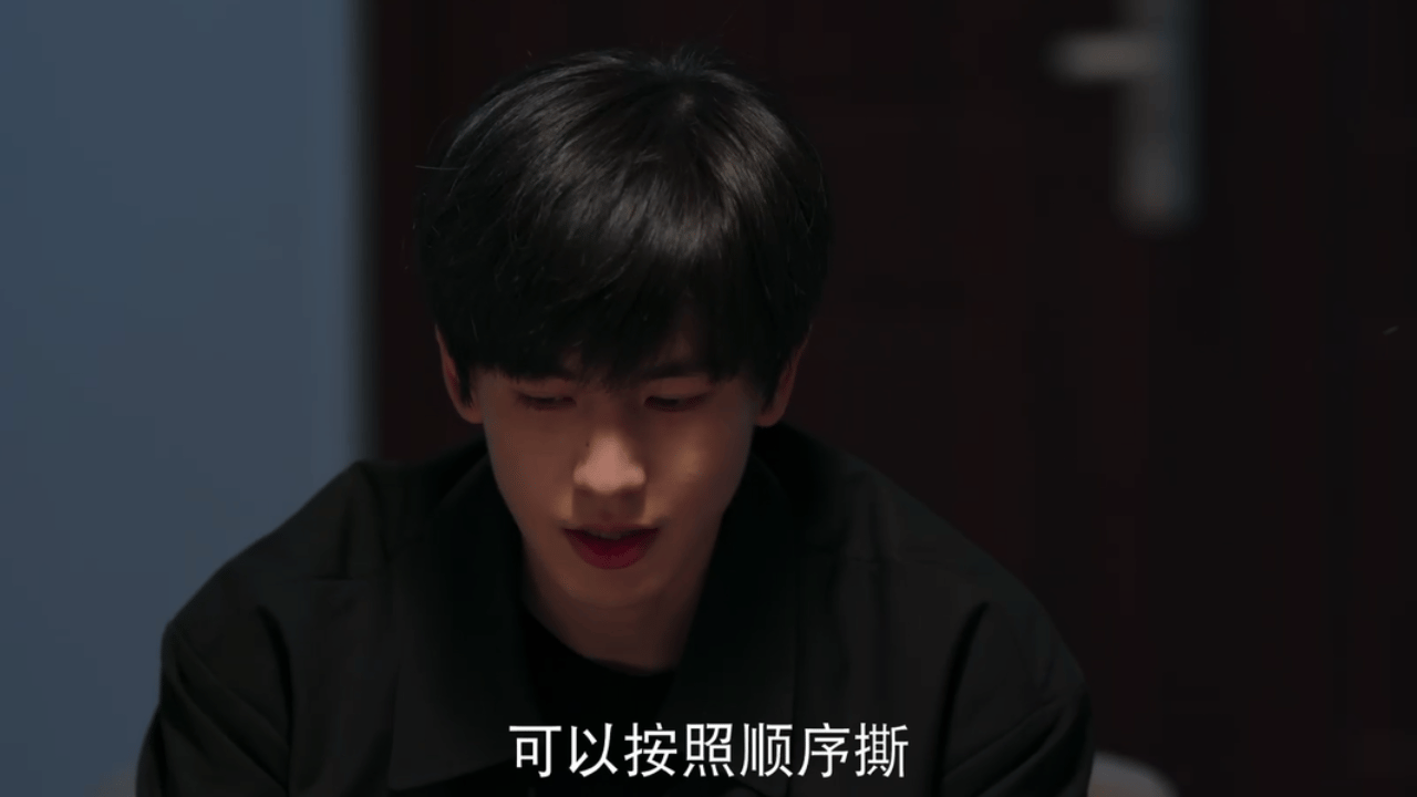 蒋峤西放弃清华保送名额 明明是鼓足勇气说心里话，蒋峤西妈妈却完全不理解，还觉得他