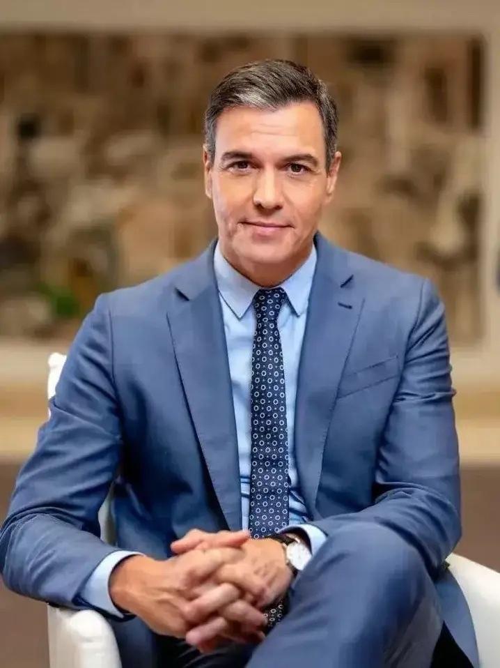 就在刚刚
西班牙宣布了
10月9日，西班牙众议院以178票赞成、169票反对和1