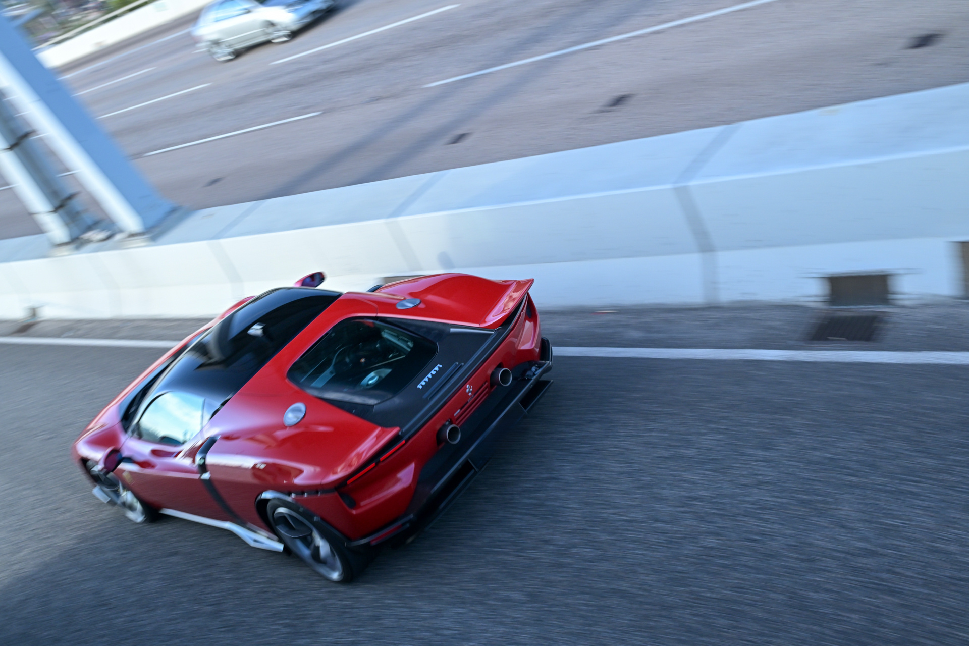 早上好 你最近在路上拍到什么好玩儿的车没？ 