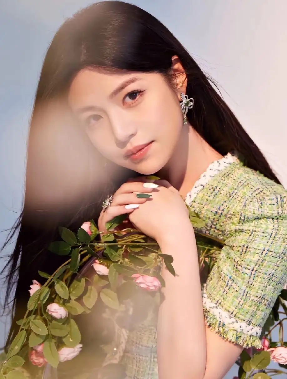 不了解还不知道，原来陈妍希人缘这么好!第一次看到这么多明星留言支持的，平时以为一