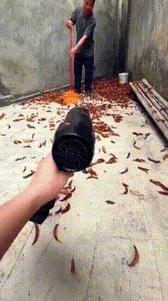 你说为啥老一辈提起邪修就恨得牙痒痒？
说白了那玩意儿害人害财啊！
我爷爷以前就念