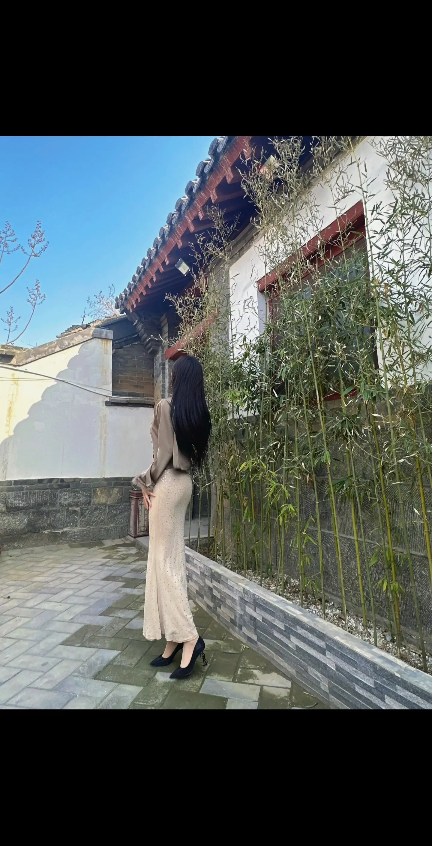 那些仿佛从来没有到来的，此刻也在我生命里慢慢退去