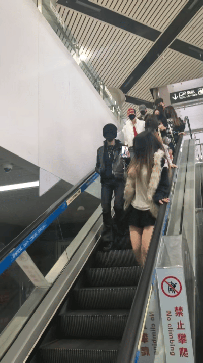 谁还没get到TFING走路粉的快乐我都会伤心的！前往山西录制元宵喜乐会，四位少