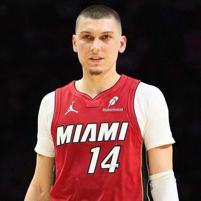 根据记者布雷特·西格尔的报道，密尔沃基雄鹿队据称有意获得希罗和热火所有的年轻球员