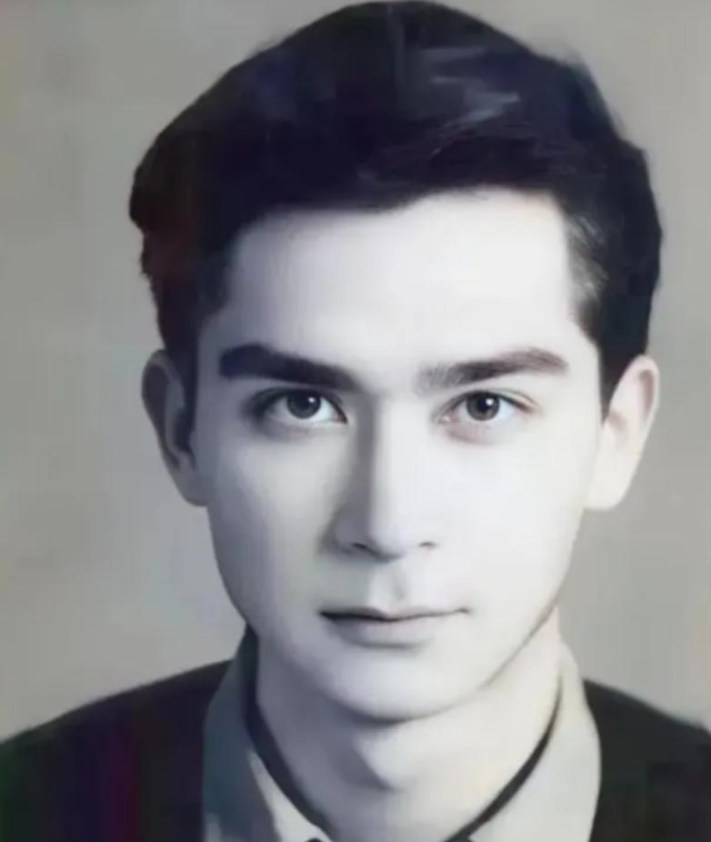 1963年，石油专家王德民因长相英俊，被众多女生追求，甚至排起了长队，他对此颇感