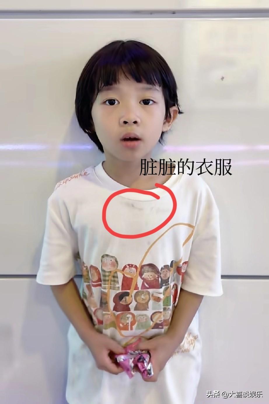 天赐邋遢，不是因为头发长，也不是因为没有梳辫子，而是因为父母不作为。

她新剪了
