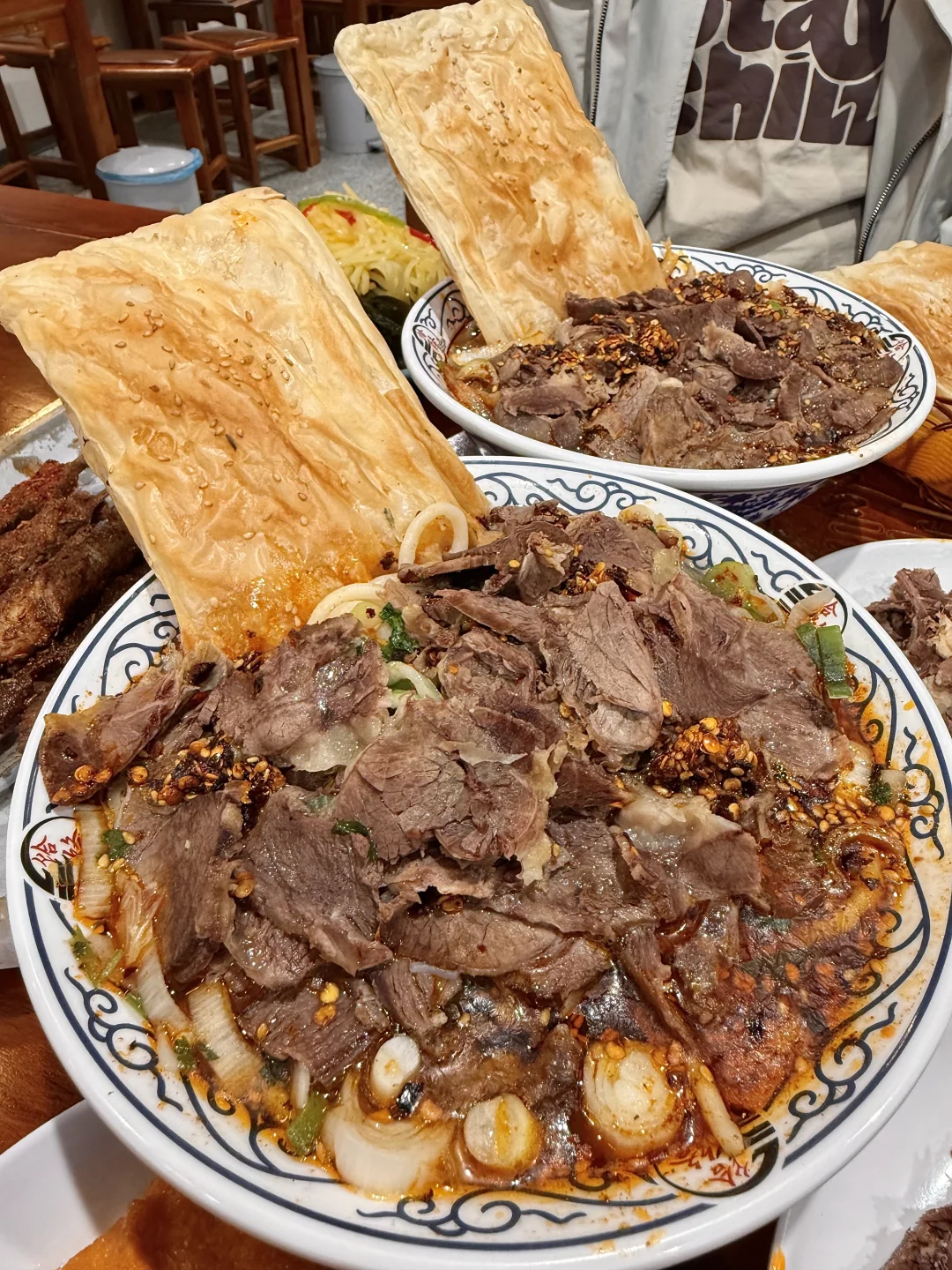 北京的！面食脑袋爱亖了…饸饹面好好吃！！