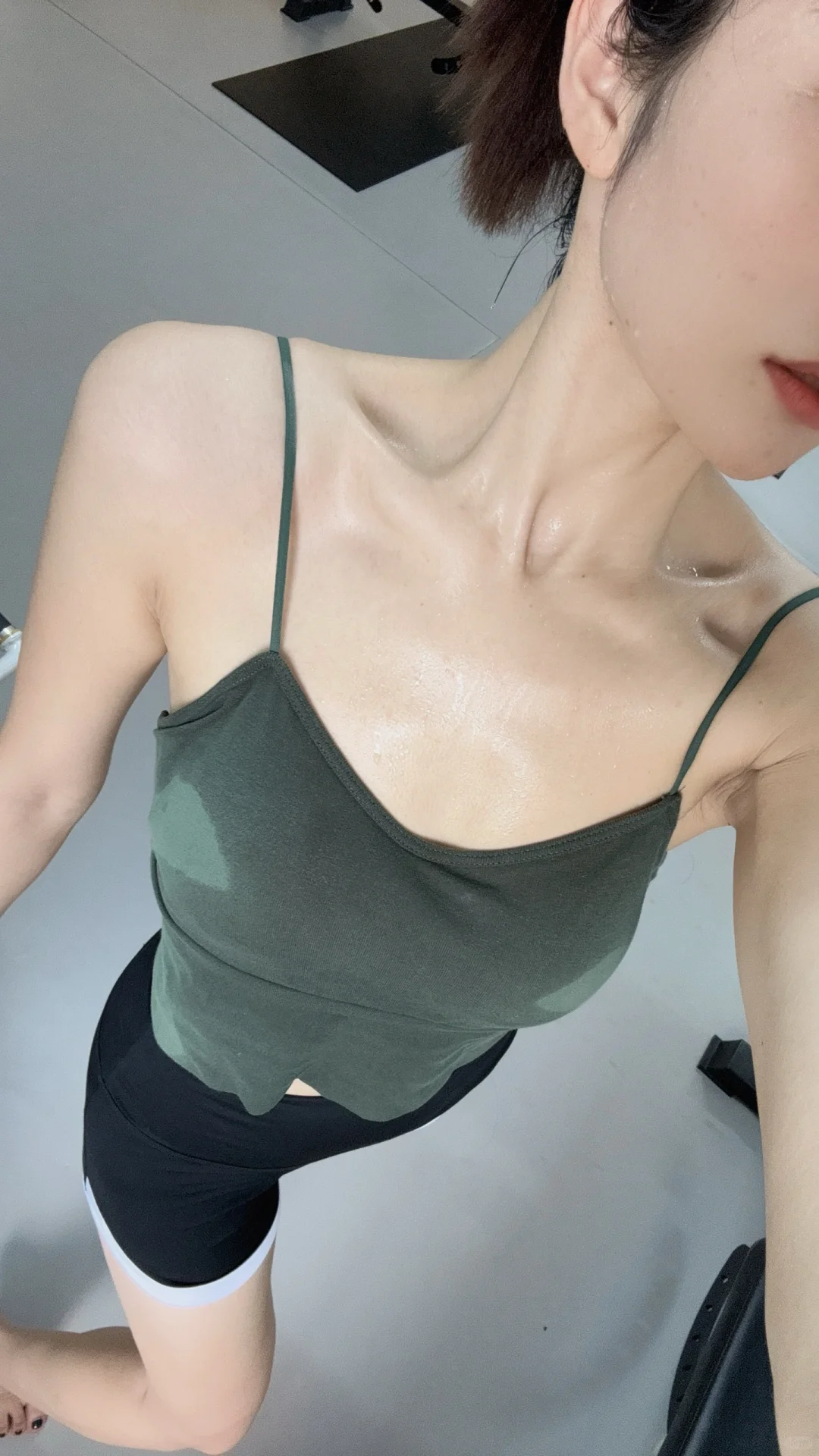 真是对臀推 又恨又爱