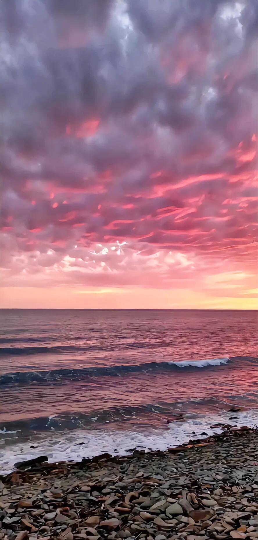#石径松风幽静天，你出上联#山峦云影淡泊心