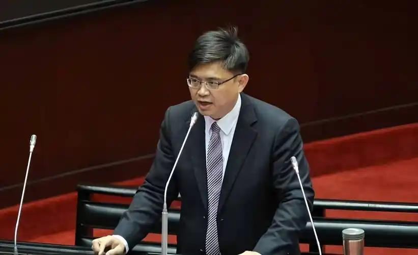 就在刚刚，

台“民进党”正式宣布，

1月13日，台湾地区民进党正式宣布“20