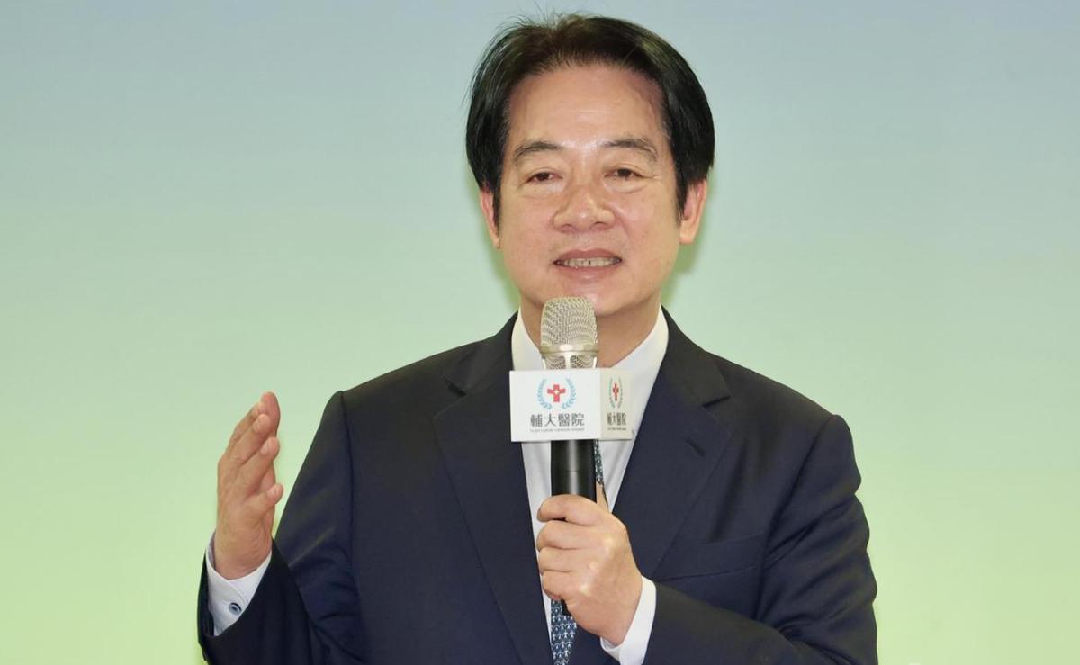 习惯性“跪舔”美国的赖清德又开始搞事了。

事情是怎么一回事呢？此前特朗普威胁对