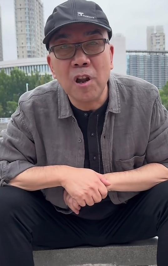 杨议这态度变太快了。
前脚还在骂侯耀华“寒惨”，后脚就跟着喊“清理门户”。
这操