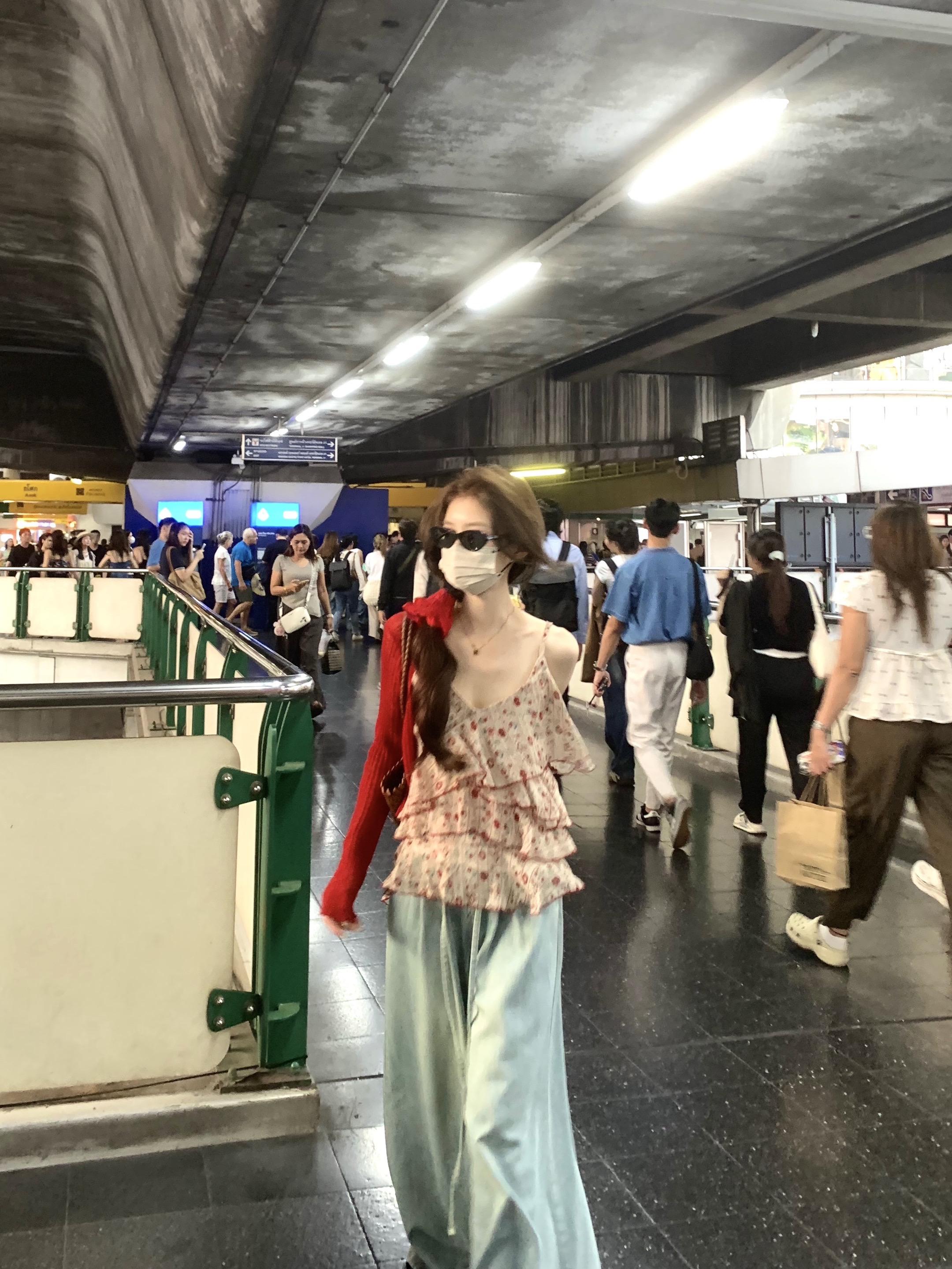 旅行ootd 泰兰德的夏天永不停歇 辣妹 泰国 氛围感