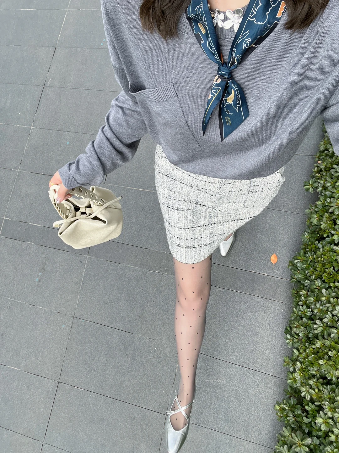 打工人的春日通勤可以美成什么样！这套绝美！