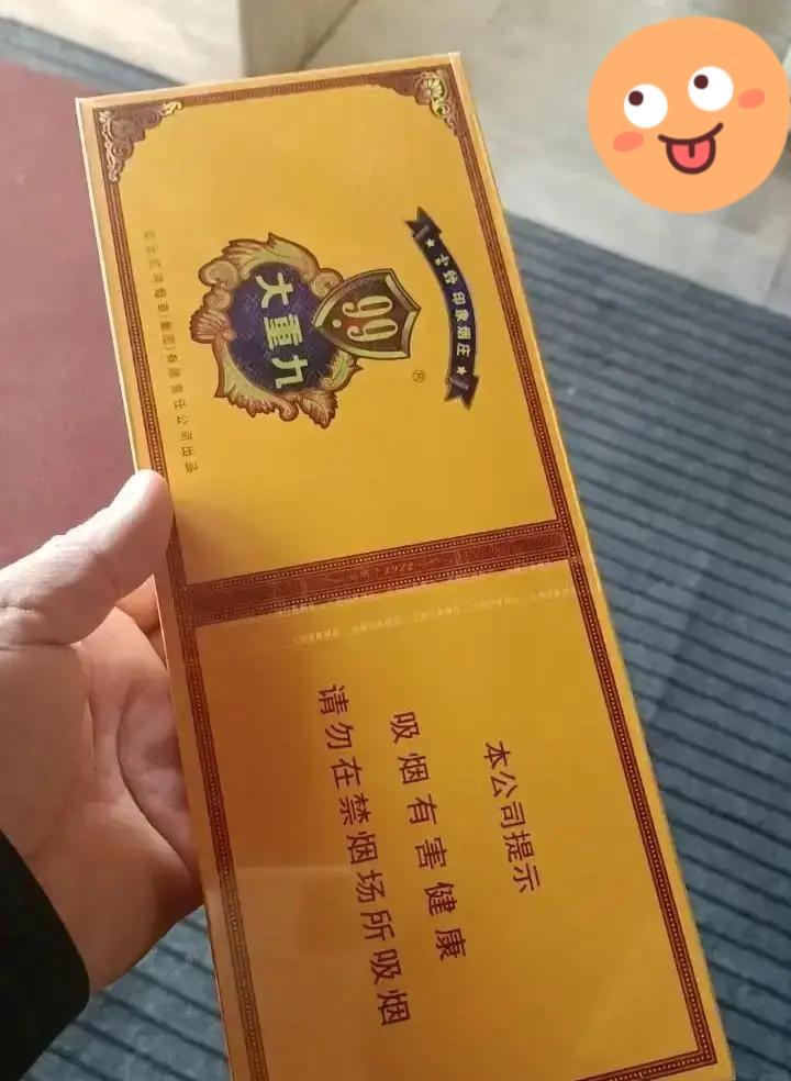 前天我从老家回武汉，朋友没买到车票，就坐我的车回来。这一趟有1200多公里，油费