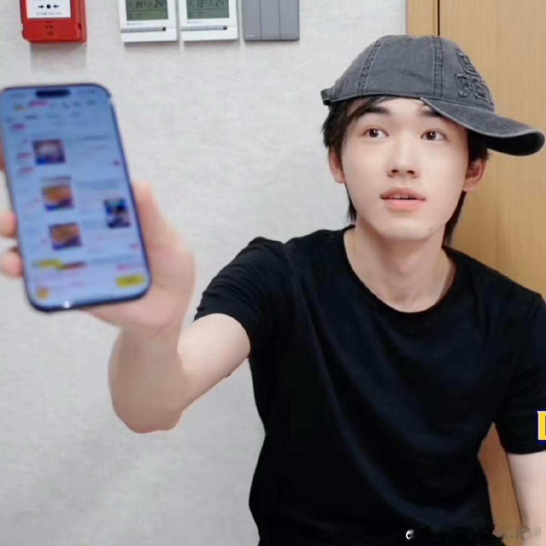 娱乐[超话]宋亚轩也是严浩翔战队宋亚轩加入严浩翔战队宋亚轩加入严浩翔战队，宋亚轩