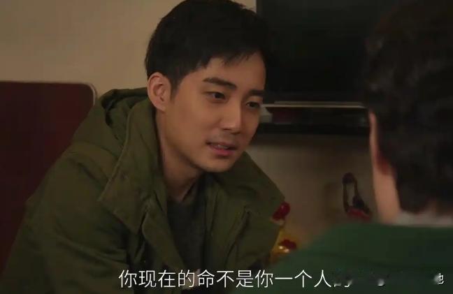 细想想《六姊妹》的剧情，其实何向东最后欠了一屁股债和何家丽也脱不了关系。
 
从